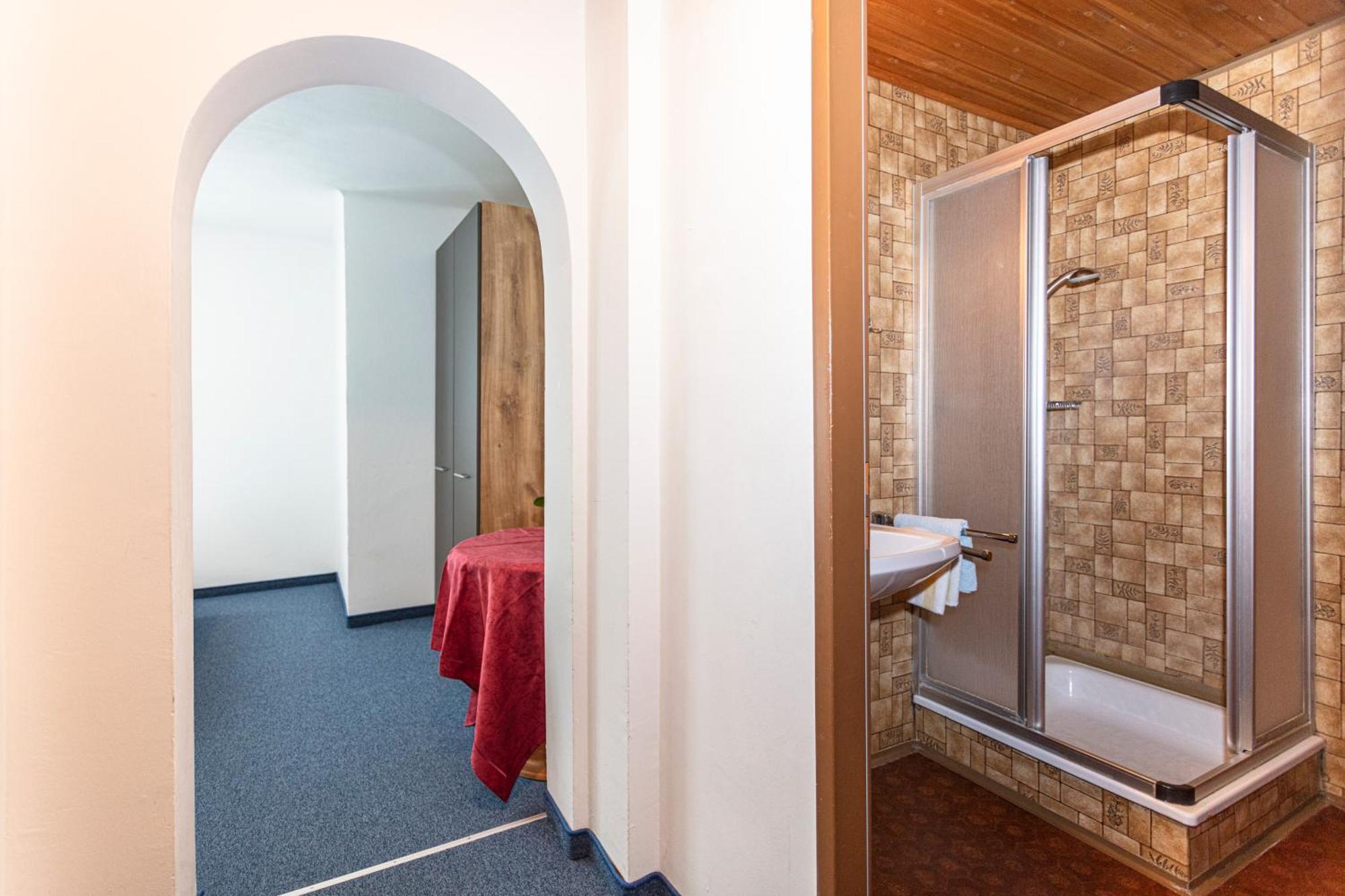 Ferienhaus Alpenrose Фуш-ан-дер-Гросглокнерштрассе Экстерьер фото